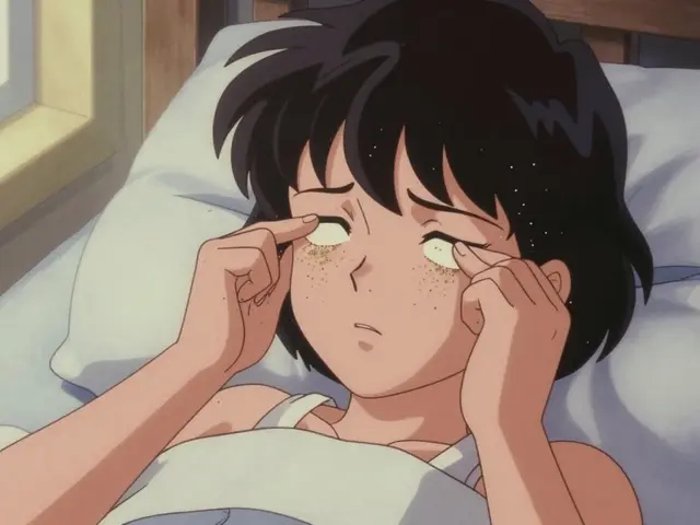 Dry Eye Syndrome Guide: Managing Tear Deficiency and Using Artificial Tears